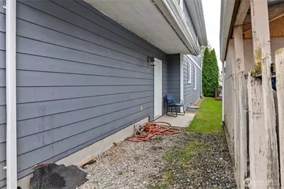 1203 E Section Street, Mount Vernon, WA 98274 - Photo 5