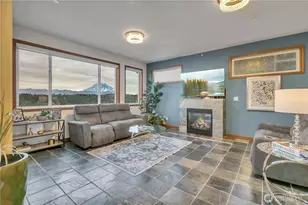 10908 177th Ave Ct E, Bonney Lake, WA 98391 - Photo 11