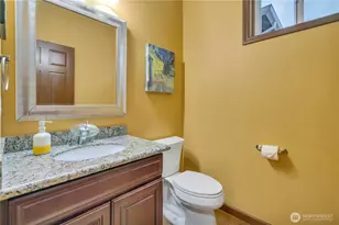 10908 177th Ave Ct E, Bonney Lake, WA 98391 - Photo 17