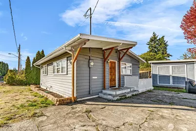 2716 NE 5th Place, Renton, WA 98056 - Photo 3