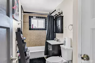 2716 NE 5th Pl, Renton, WA 98056 - Photo 15