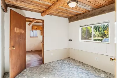 17328 Mulqueen Road SE, Rainier, WA 98576 - Photo 17