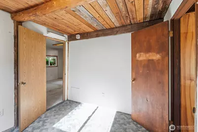 17328 Mulqueen Road SE, Rainier, WA 98576 - Photo 29