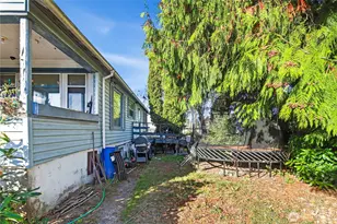 9237 18th Ave SW, Seattle, WA 98106 - Photo 5