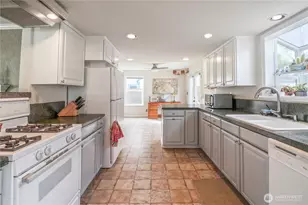 3225 Maringo Rd SE, Olympia, WA 98501 - Photo 9