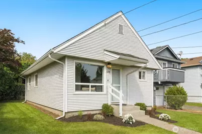 724 N 104th Street, Seattle, WA 98133 - Photo 1