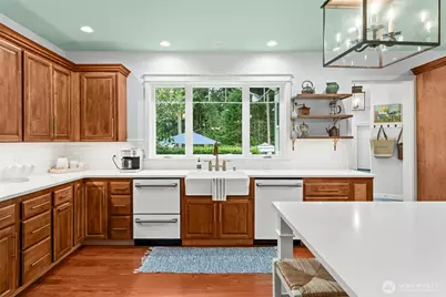 1090 Paha View Drive, Fox Island, WA 98333 - Photo 7