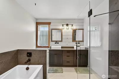 157 Russell Road, Camano Island, WA 98282 - Photo 21