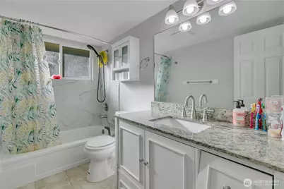 14251 SE 257th Place, Kent, WA 98042 - Photo 11