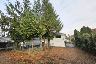 1613 Cherry St, Aberdeen, WA 98520 - Photo 5