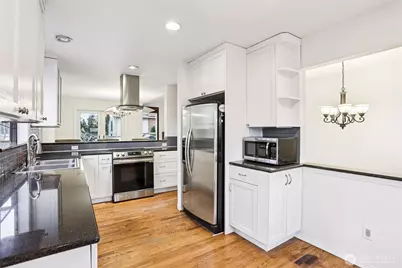 20403 63rd Place W, Lynnwood, WA 98036 - Photo 5