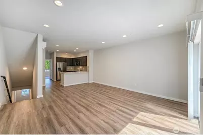 13117 3rd Avenue SE #D5, Everett, WA 98208 - Photo 5