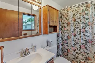 4221 72nd St E, Tacoma, WA 98443 - Photo 21