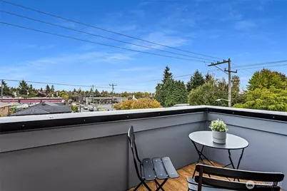 8001 25th Avenue NW, Seattle, WA 98117 - Photo 33