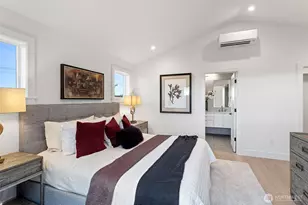 8001 25th Ave NW, Seattle, WA 98117 - Photo 31