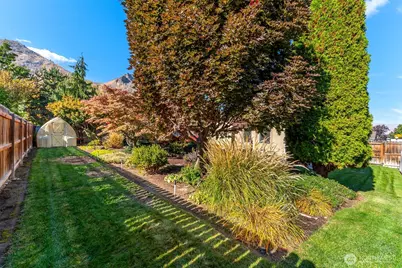 1827 Dorner Place, Wenatchee, WA 98801 - Photo 35