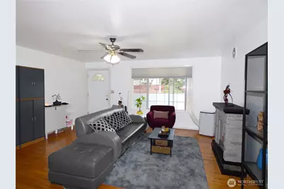 19229 SE 272nd Street, Kent, WA 98042 - Photo 9