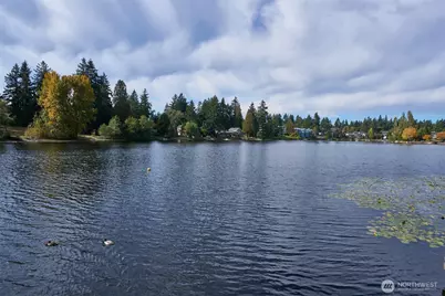 13229 Linden Avenue N #403B, Seattle, WA 98133 - Photo 7