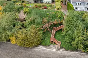 5700 Cooper Point Rd NW, Olympia, WA 98502 - Photo 29