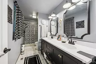 5700 Cooper Point Rd NW, Olympia, WA 98502 - Photo 21