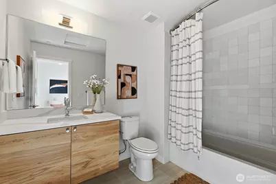 706 Newport Way NW, Issaquah, WA 98027 - Photo 37