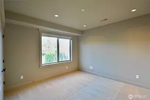 310 8th Ave W, Kirkland, WA 98033 - Photo 17