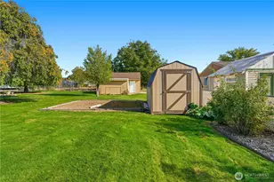 318 NE Lambert Ave, College Place, WA 99324 - Photo 27