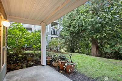 18501 SE Newport Way #G132, Issaquah, WA 98027 - Photo 29