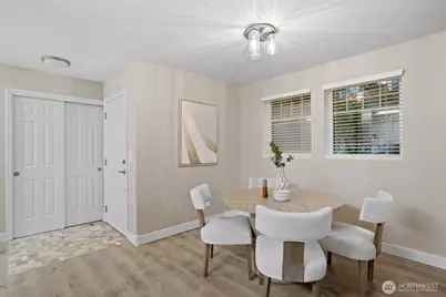 18501 SE Newport Way #G132, Issaquah, WA 98027 - Photo 13