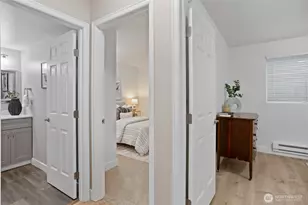 18501 SE Newport Way, Issaquah, WA 98027 - Photo 19