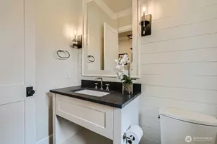 2121 109th Ave SE, Bellevue, WA 98004 - Photo 5