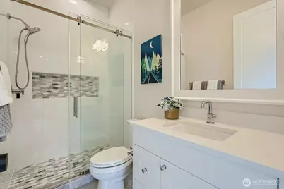 2121 109th Avenue SE, Bellevue, WA 98004 - Photo 13