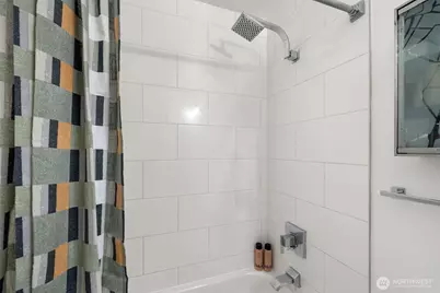 120 NW 39th Street #106, Seattle, WA 98107 - Photo 17