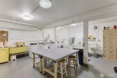 220 W Olympic Place #104, Seattle, WA 98119 - Photo 29