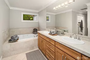 1728 Bellevue Way NE, Bellevue, WA 98004 - Photo 25