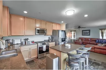 3172 Sheaser Way, DuPont, WA 98327 - Photo 11