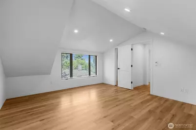 2125 N 90th Street, Seattle, WA 98103 - Photo 15