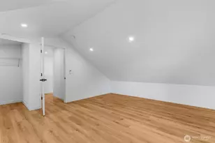 2125 N 90th St, Seattle, WA 98103 - Photo 13