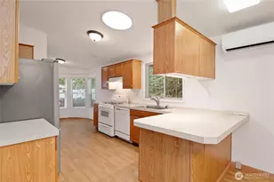 754 NE Reeds Meadow Ln, Bremerton, WA 98311 - Photo 11