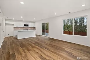 685 Salzer Crk Dr, Centralia, WA 98531 - Photo 5