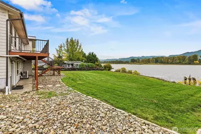 277 W Sunny Sands Road, Cathlamet, WA 98612 - Photo 15