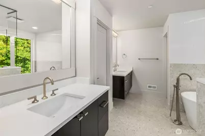 21041 SE 80th Street, Issaquah, WA 98027 - Photo 29