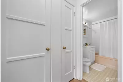 901 N Forest Street #107, Bellingham, WA 98225 - Photo 23