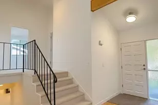 13405 SE 56th Pl, Bellevue, WA 98006 - Photo 15