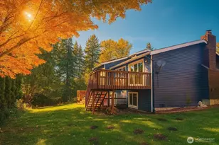 13405 SE 56th Pl, Bellevue, WA 98006 - Photo 3