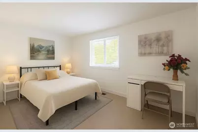 13405 SE 56th Pl, Bellevue, WA 98006 - Photo 23