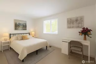 13405 SE 56th Pl, Bellevue, WA 98006 - Photo 23