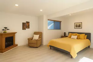 13405 SE 56th Pl, Bellevue, WA 98006 - Photo 27