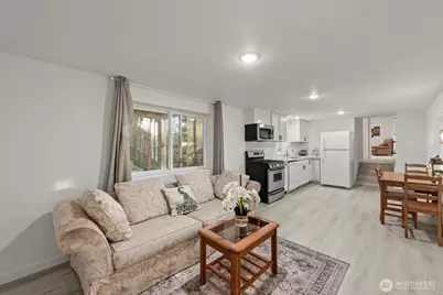 13405 SE 56th Pl, Bellevue, WA 98006 - Photo 29