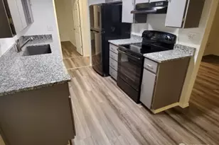 105 E 96th St, Tacoma, WA 98445 - Photo 35